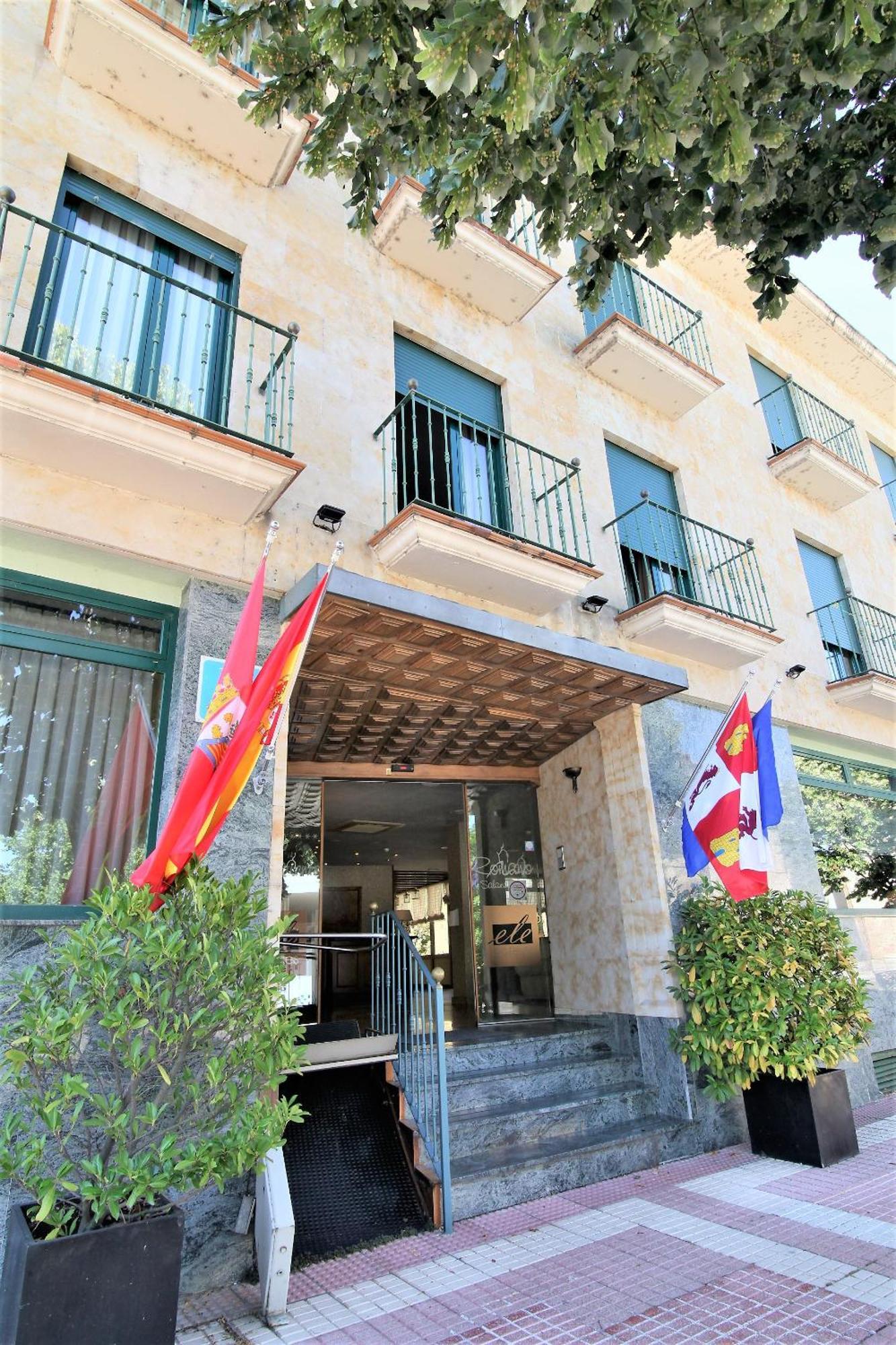 Hotel Ele Puente Romano De Salamanca Exterior photo